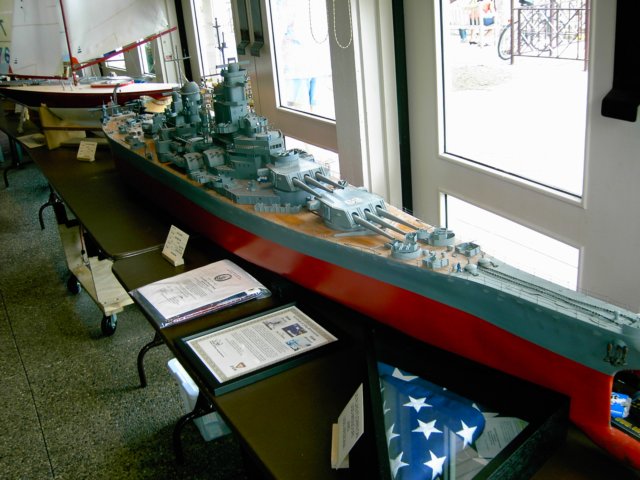 paradeofships008.jpg